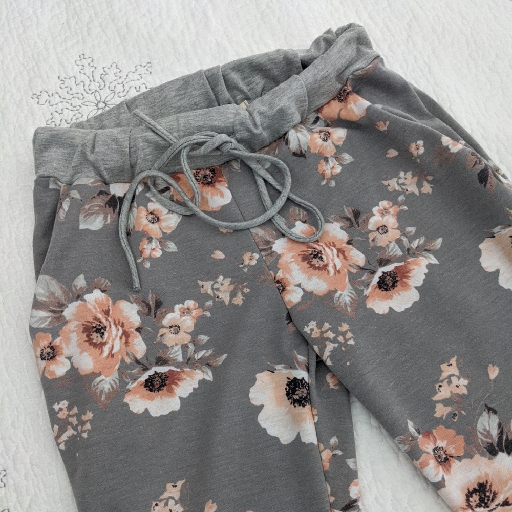 Floral lounge pants
